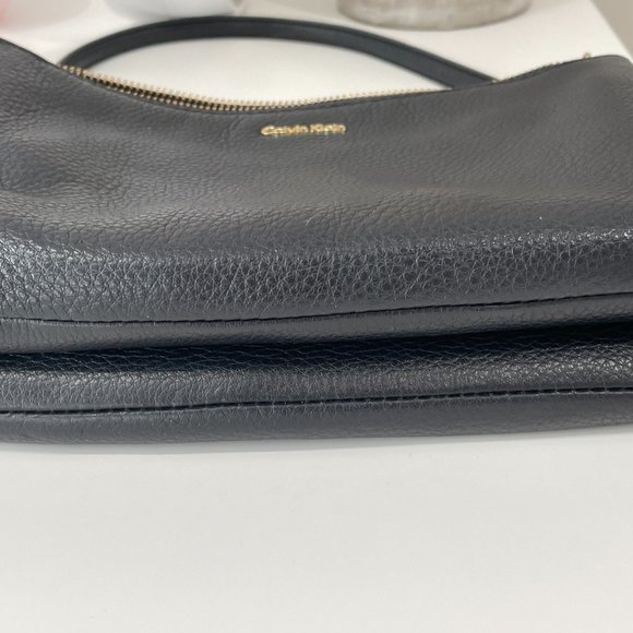 Calvin Klein Women’s Double Zip Crossbody Bag - Picture 3 of 7